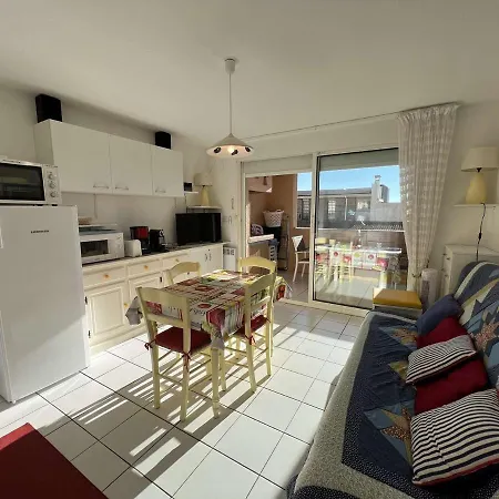 T2 Avec Terrasse Et Garage, A 80m De La - Fr-1-701-21 * Valras-Plage